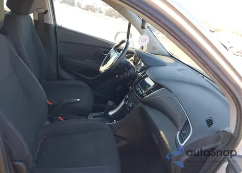 2018 Chevrolet Trax Ls from USA, damaged, VIN 3GNCJKSB3JL282845